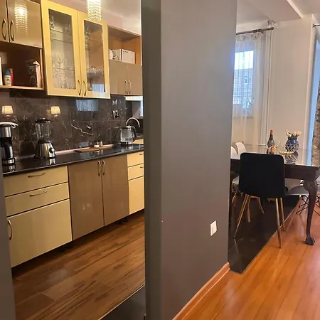 Apartment Diana - Traugutta *