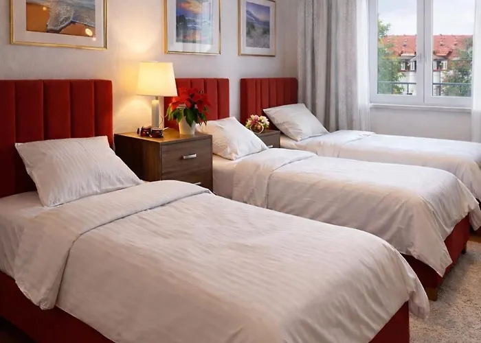 Diana - Traugutta アパート *